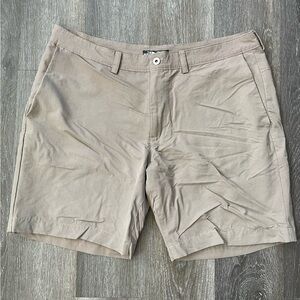 The North Face Men’s Button Front Tan Khaki Shorts